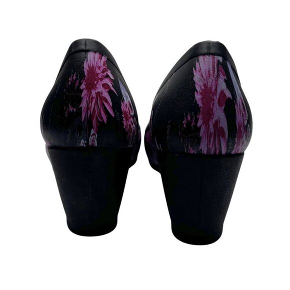 CROCS WOMEN'S LINA BLACK PURPLE FLORAL WEDGE PUMPS - 7W - Picture 3 of 11